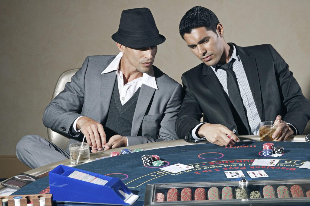 discreetly at online casinos